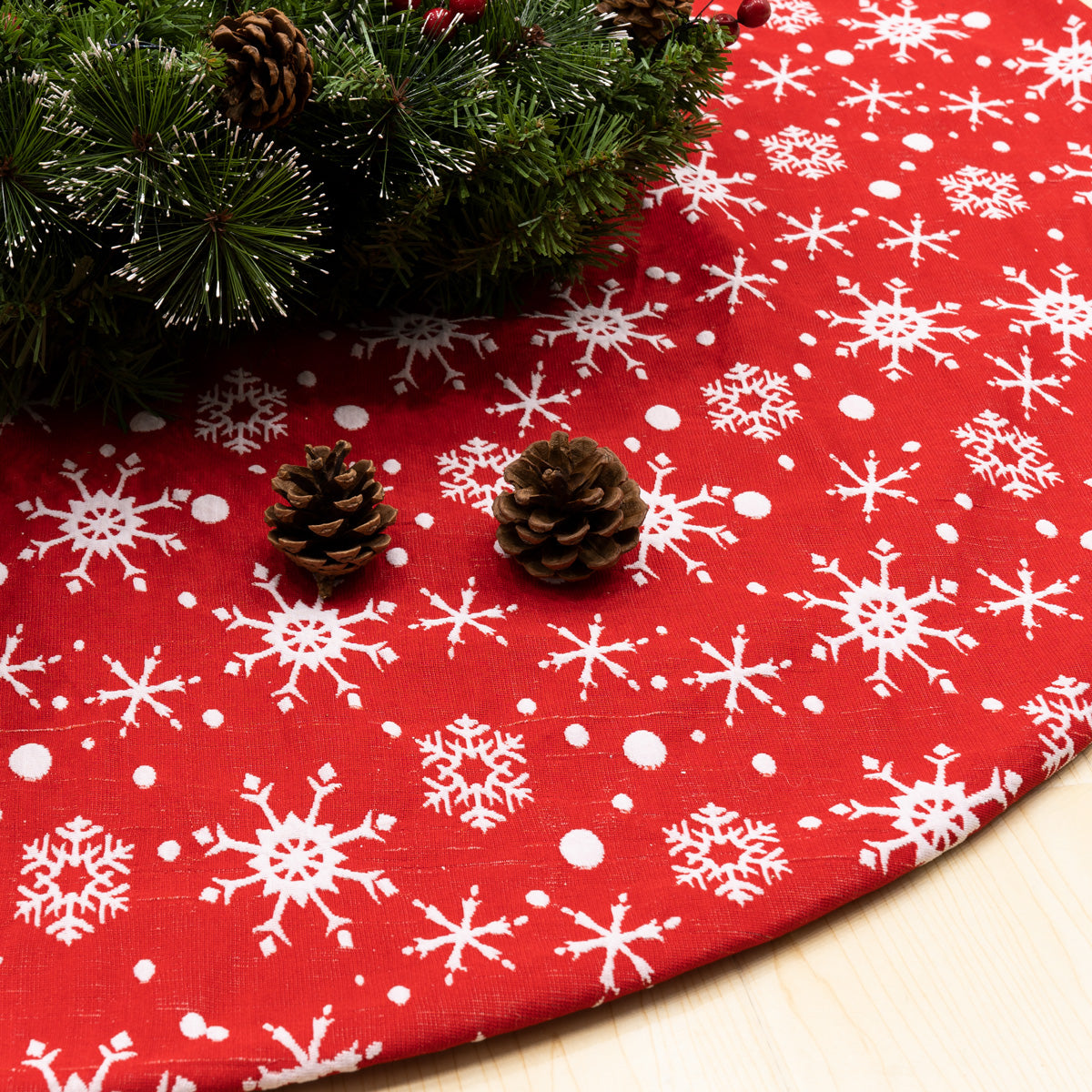 TISEJOY 48'' Christmas Tree Skirt with Snowflakes, Tree Skirt Christmas Decorations Perfect, Traditional Christmas Tree Mat Double Layers for Xmas Party Decor, Red